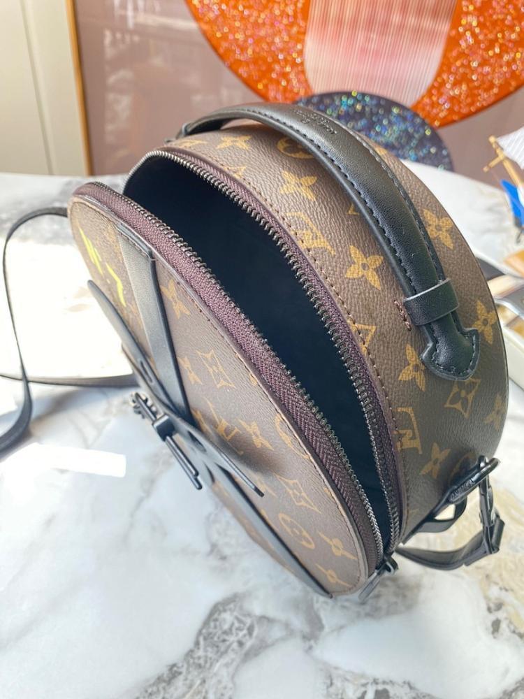 Modern Luxury Canvas Bag