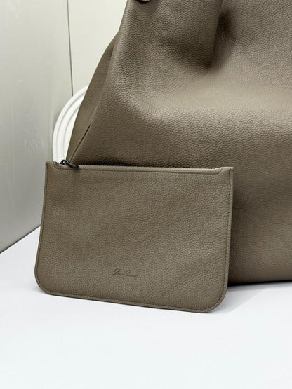 Italian-Inspired Stylish Quilted Calfskin Hobo Bag