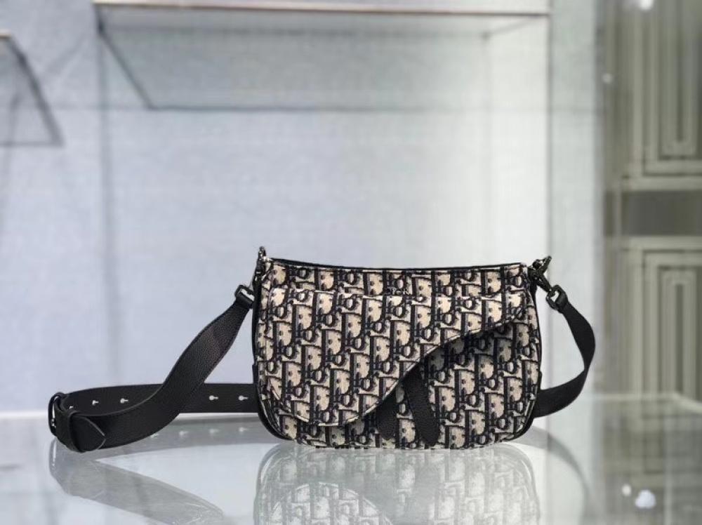 Elegant Shoulder Bag