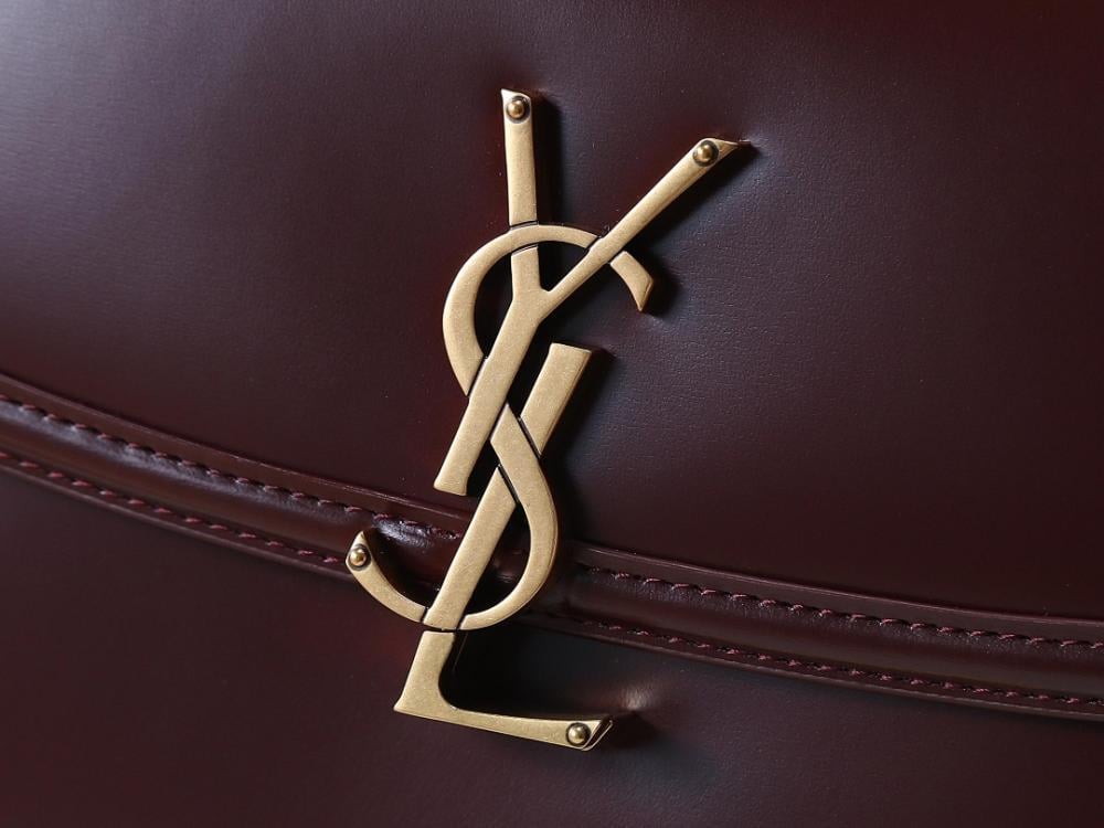 Italian-Inspired Stylish Lambskin Shoulder Bag