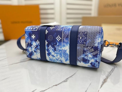 Modern Stylish Calfskin Shoulder Bag