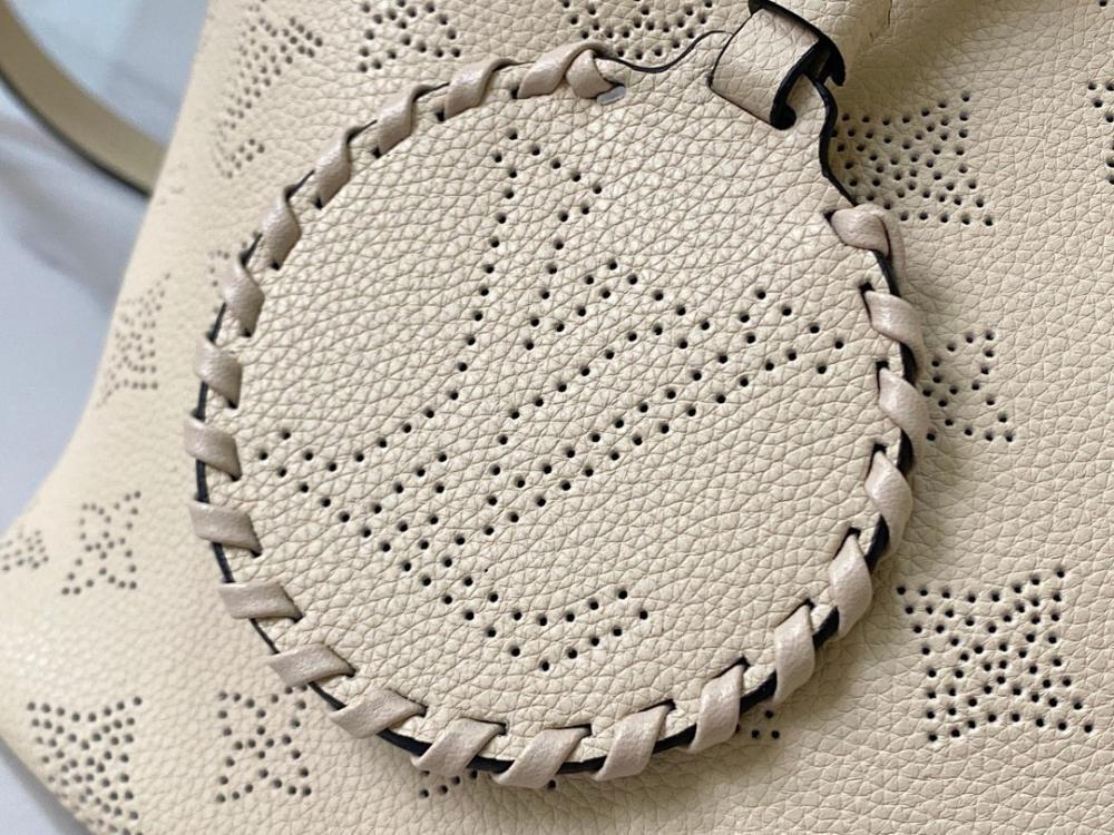 Italian-Inspired Luxury Calfskin Shoulder Bag