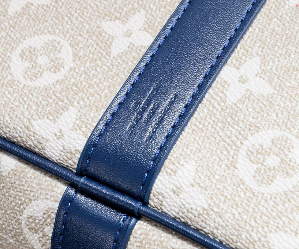 Stylish Refined Leather Shoulder Bag