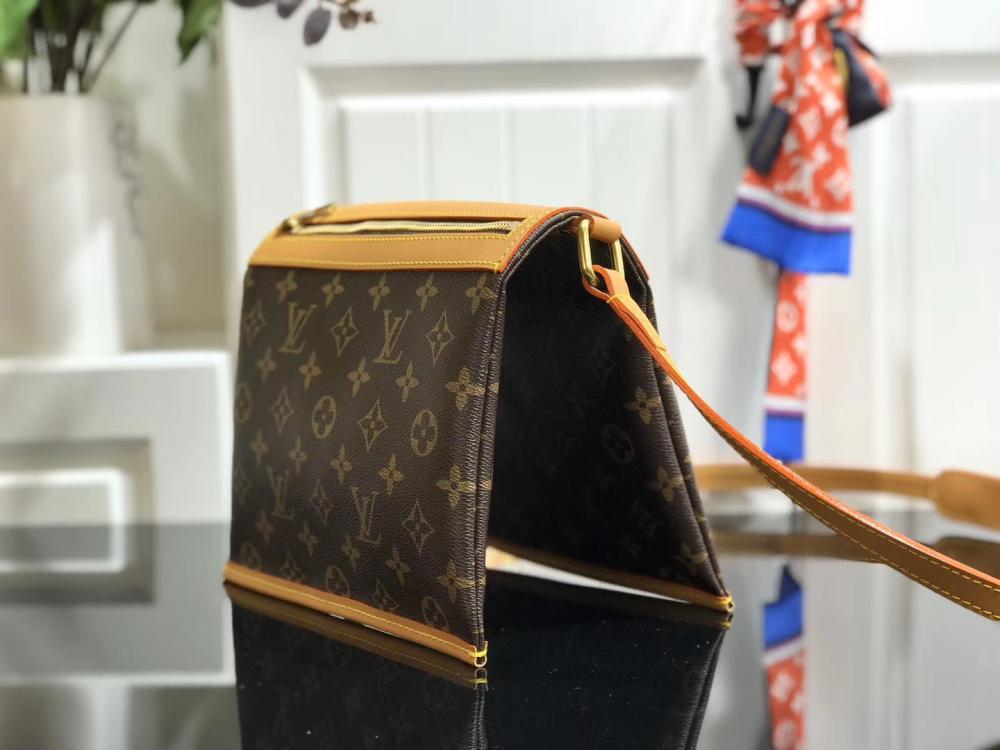 Shoulder Bag