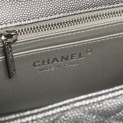 Classic Shoulder Bag