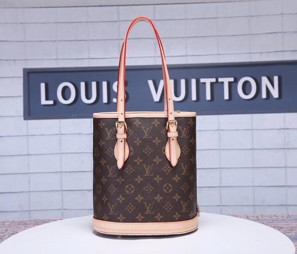 Luxury Refined Bucket Bag