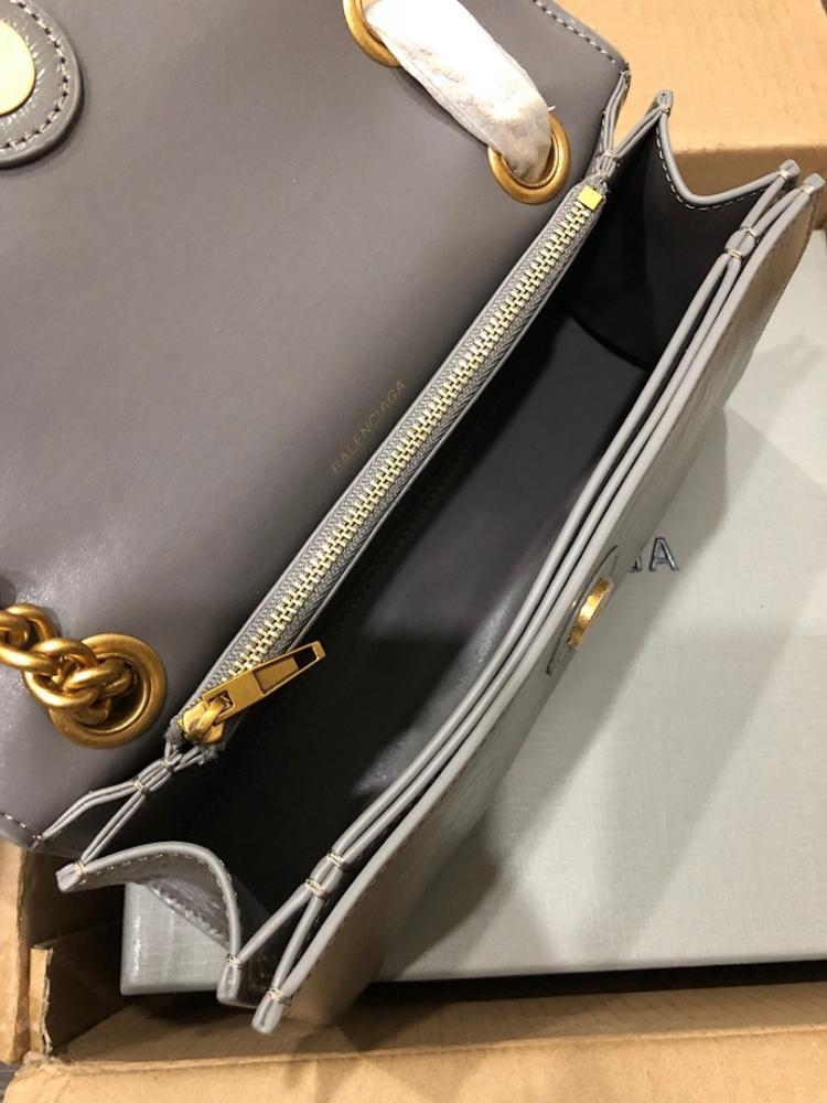 Classic Elegant Quilted Leather Shoulder Bag