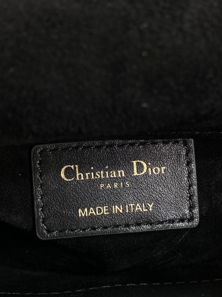 Embroidered Wallet