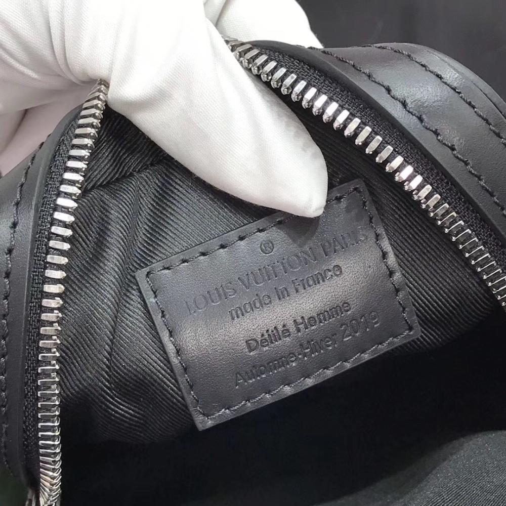 Elegant Messenger Bag