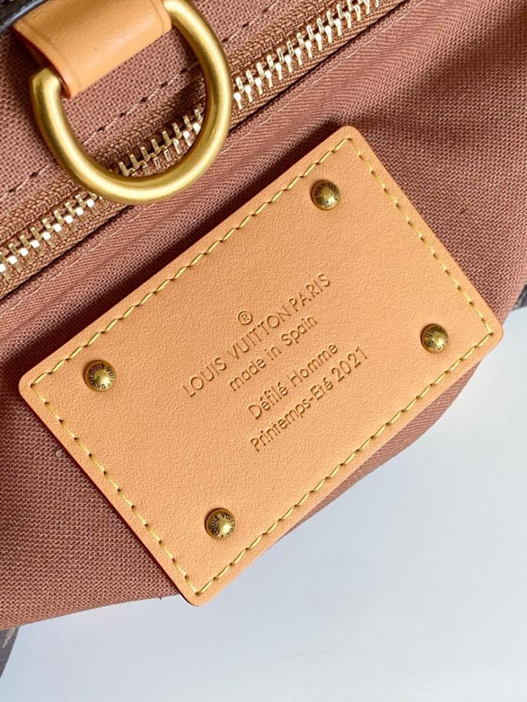 Stylish Refined Leather Tote Bag
