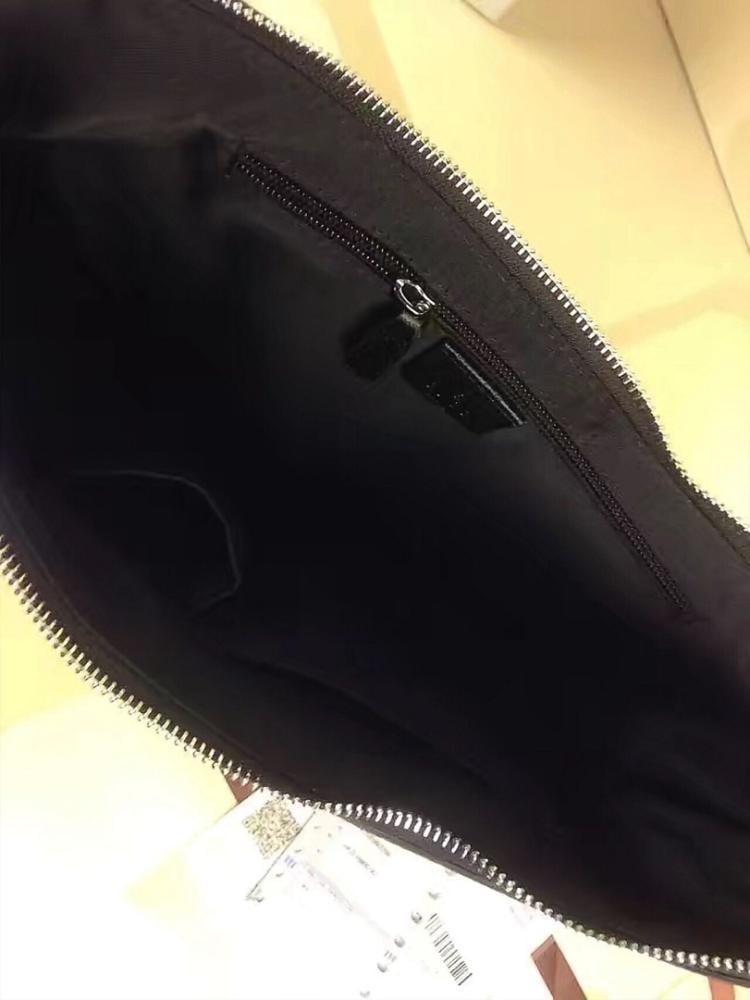 Modern Elegant Leather Crossbody Bag