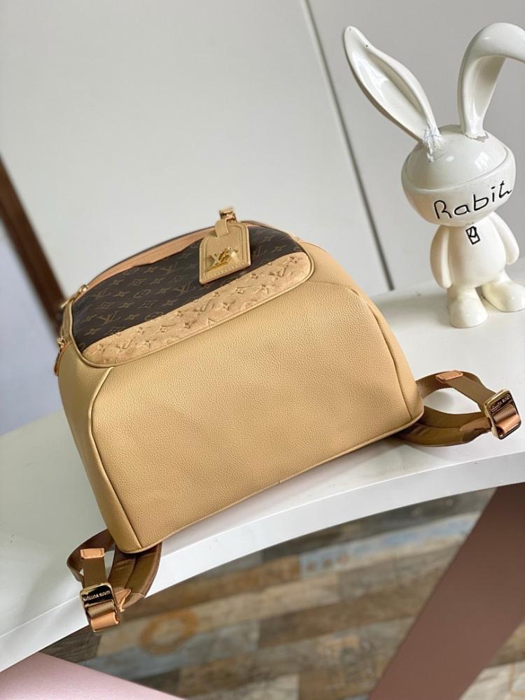 Stylish Refined Leather Crossbody Bag