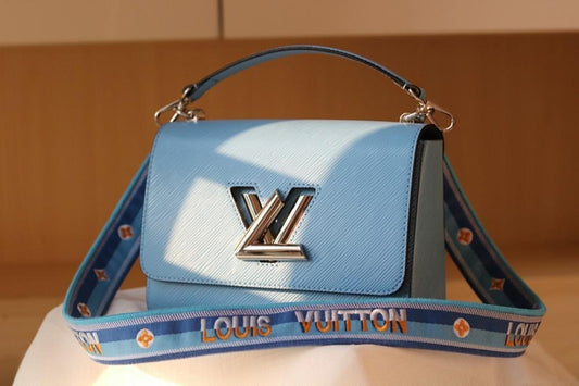 Modern Refined Embroidered Jacquard Shoulder Bag