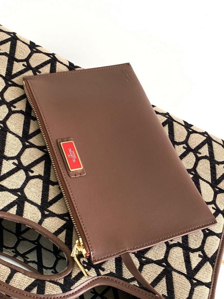 Modern Refined Printed Canvas Crossbody Bag