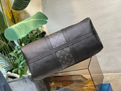 Elegant Premium Leather Crossbody Bag