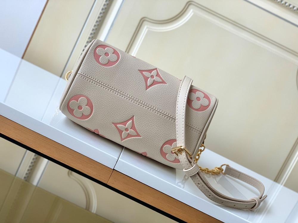 Modern Elegant Leather Shoulder Bag