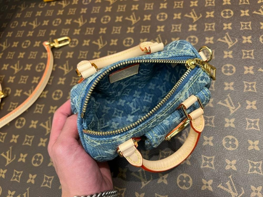 Modern Stylish Blue Denim Shoulder Bag