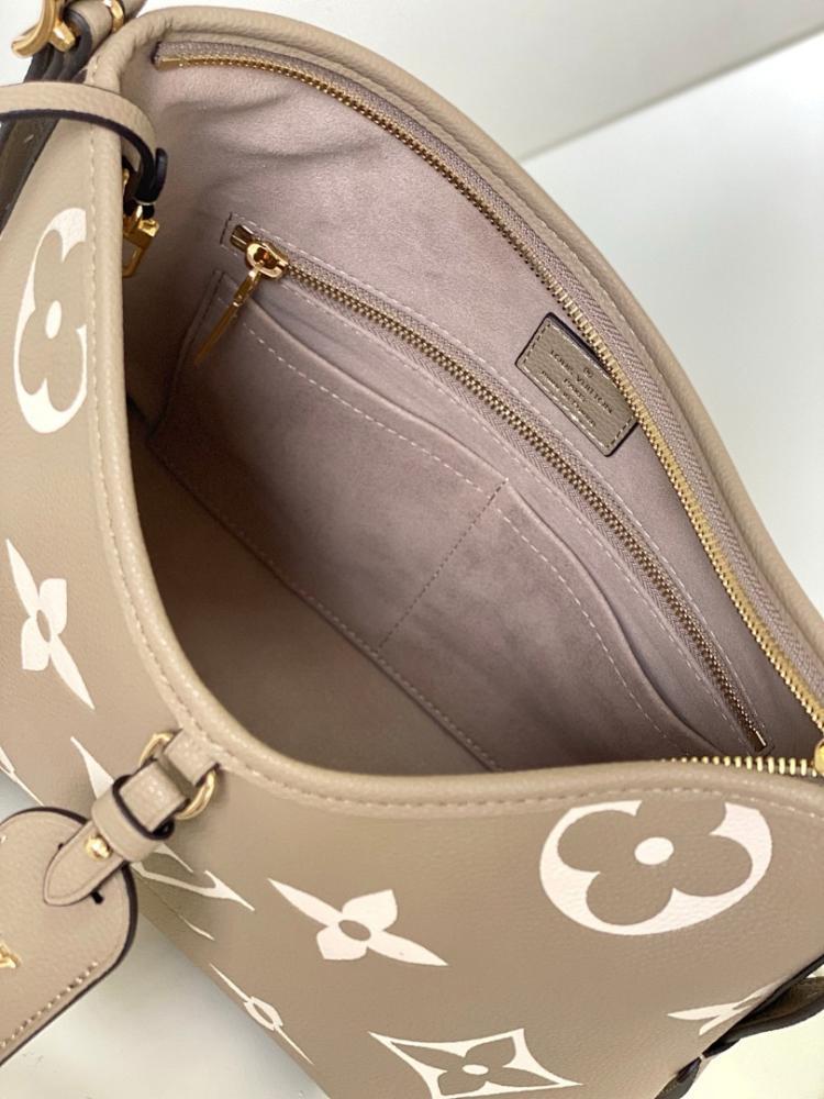 Modern Refined Leather Crossbody Bag