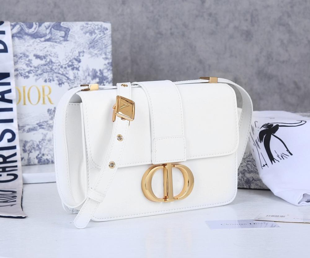 Classic Italian-Inspired Shoulder Bag