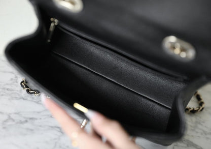 Practical Leather Shoulder Bag