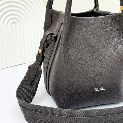 Italian-Inspired Stylish Silver Quilted Calfskin Crossbody Bag