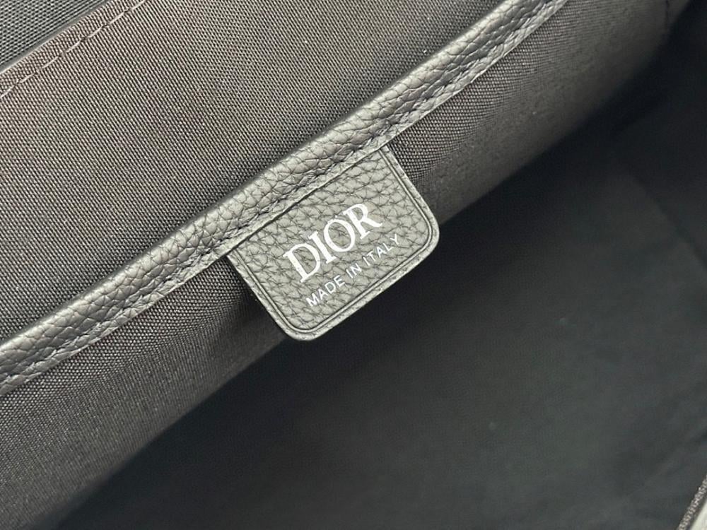 Elegant Stylish Black Calfskin Bag