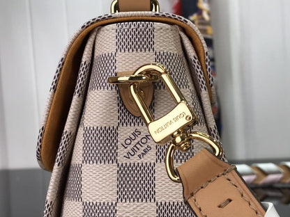 Elegant Leather Top Handle Bag