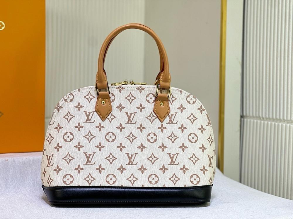 Elegant Leather Top Handle Bag – Limited Edition