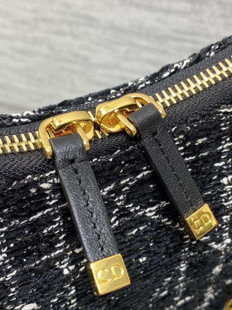 Black Shoulder Bag