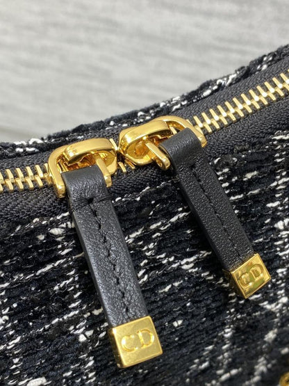 Black Shoulder Bag