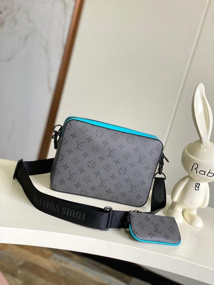Modern Refined Shoulder Bag