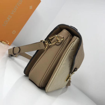 Elegant Crossbody Bag