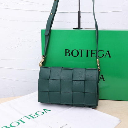 Stylish Refined Leather Shoulder Bag