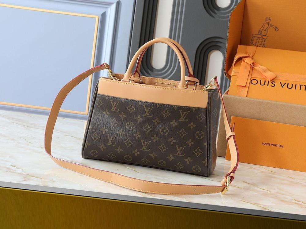 Modern Refined Gold Monogram Leather Shoulder Bag