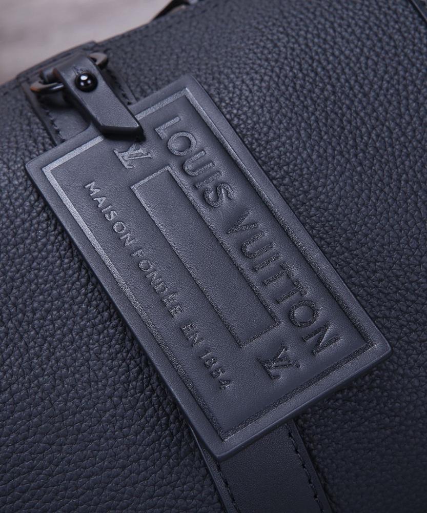 Modern Elegant Calfskin Shoulder Bag