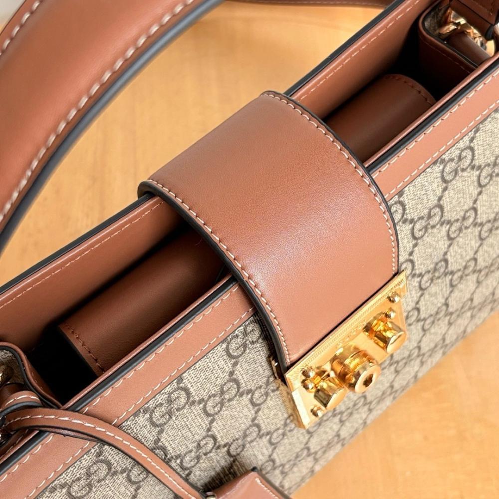 Stylish Shoulder Bag – Limited Edition