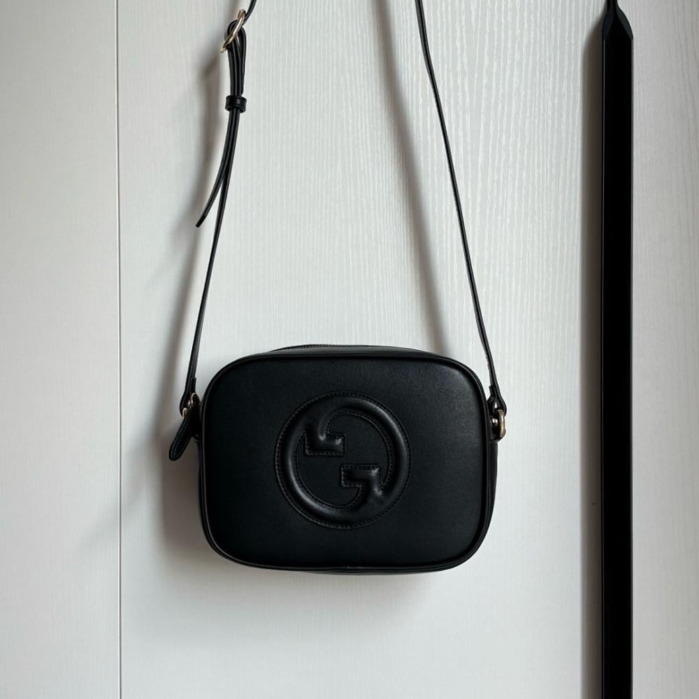 Alma Brown Canvas Shoulder Bag