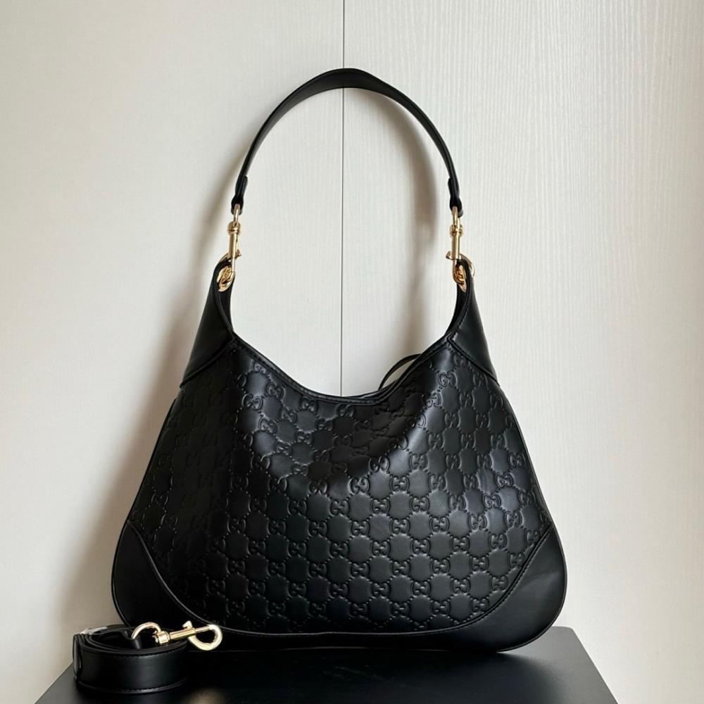 Modern Shoulder Bag – Limited Edition