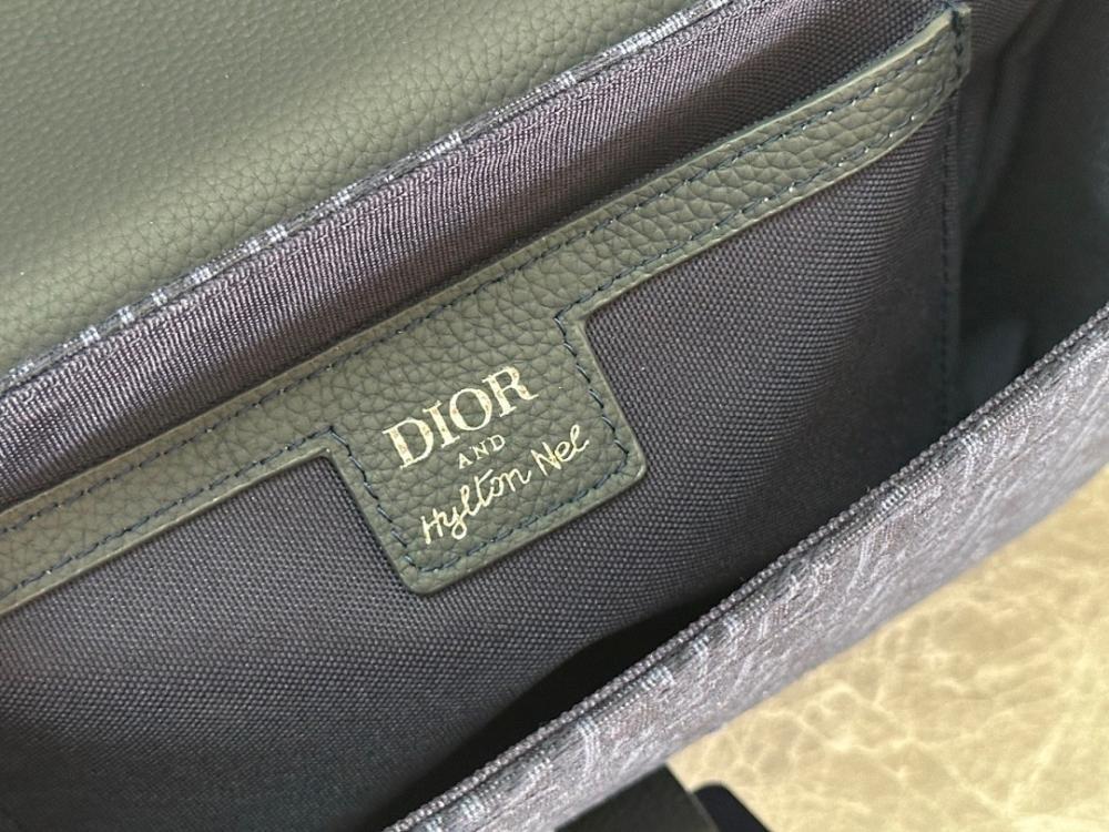 Modern Leather Shoulder Bag