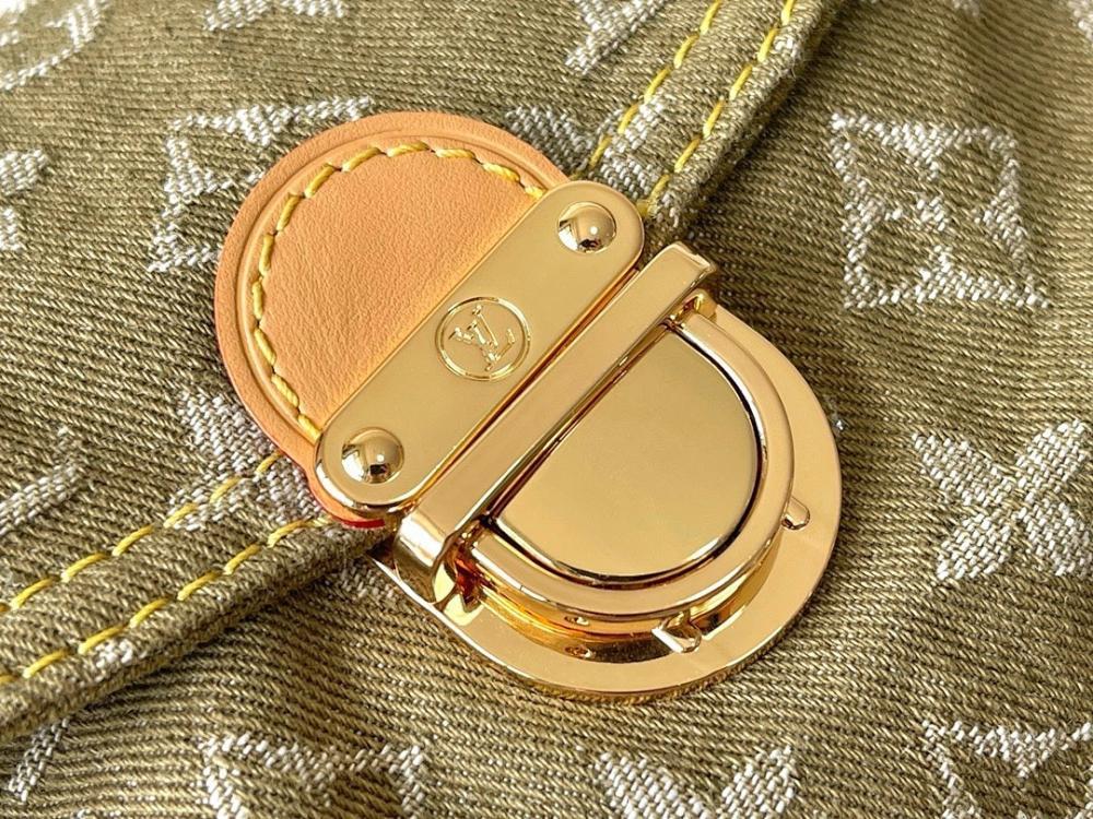 Modern Green Denim Crossbody Bag – Special Edition