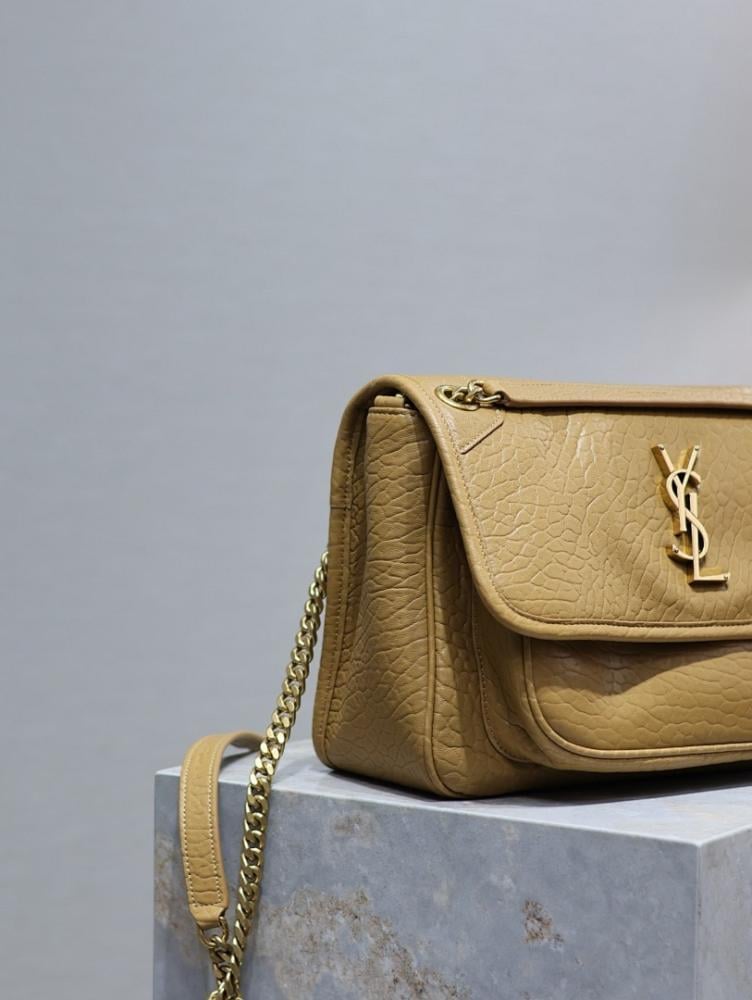 Classic Italian-Inspired Pink Leather Top Handle Bag