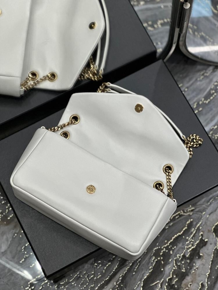 Stylish Leather Crossbody Bag – Special Edition