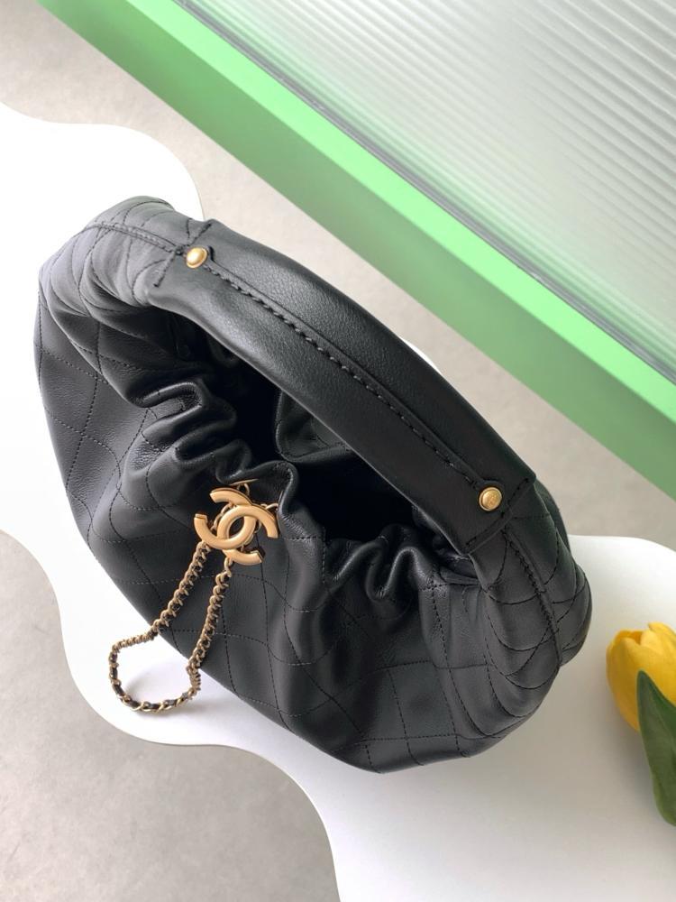 Classic Leather Hobo Bag