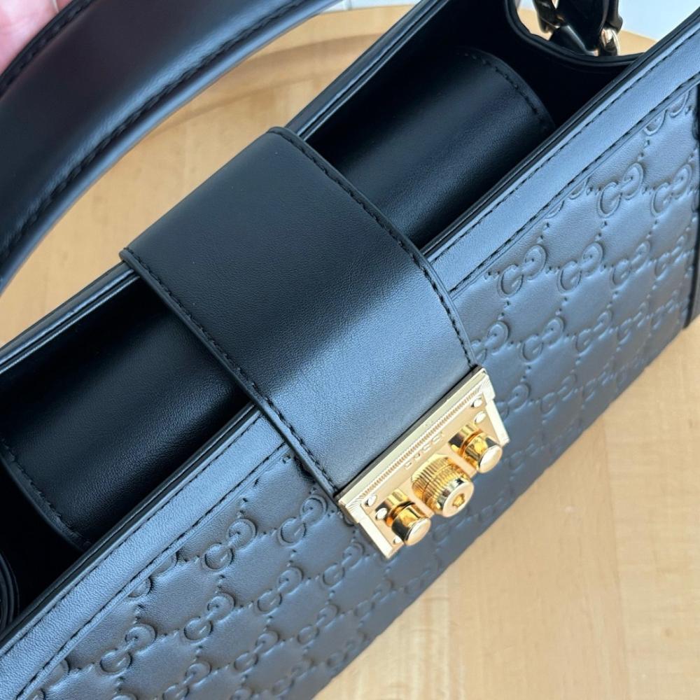 Stylish Crossbody Bag – Limited Edition