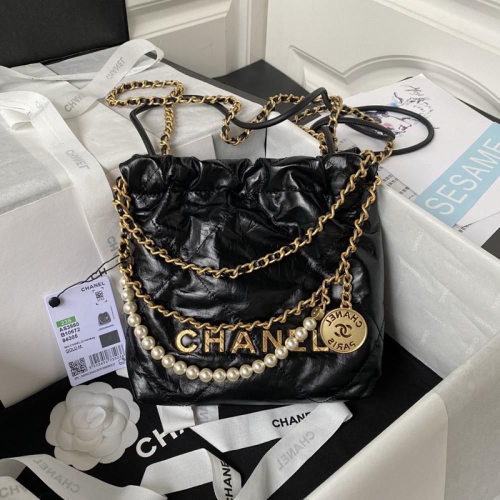 Elegant Shoulder Bag
