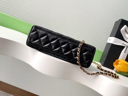 Classic Leather Shoulder Bag