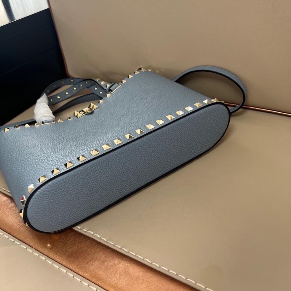 Modern Luxury Shoulder Bag