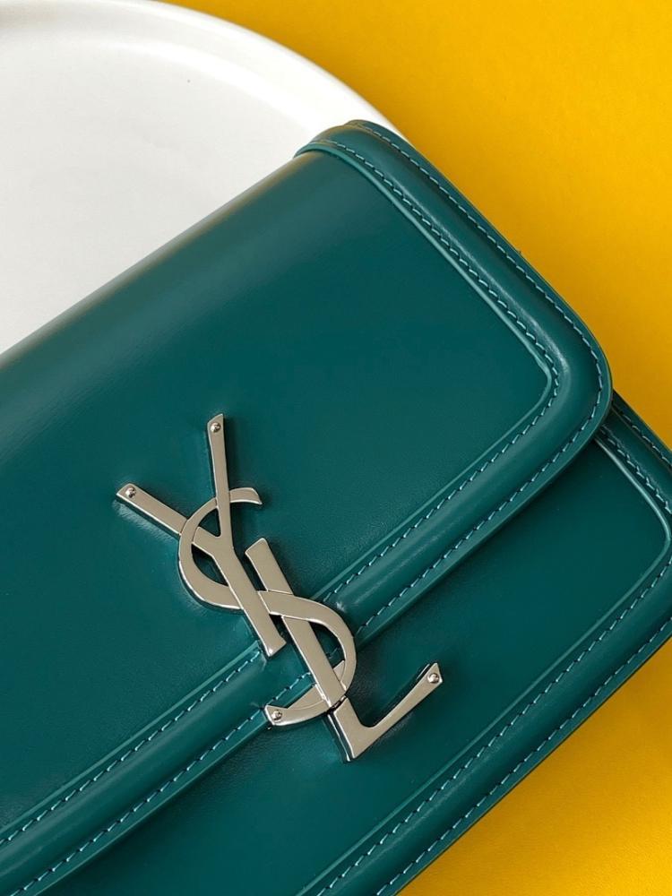 Classic Modern Leather Bag