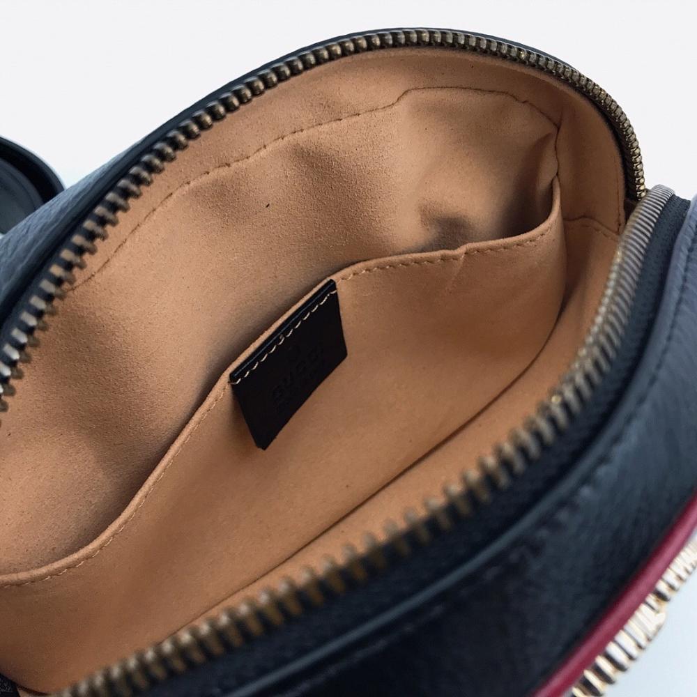 Modern Italian-Inspired Shoulder Bag