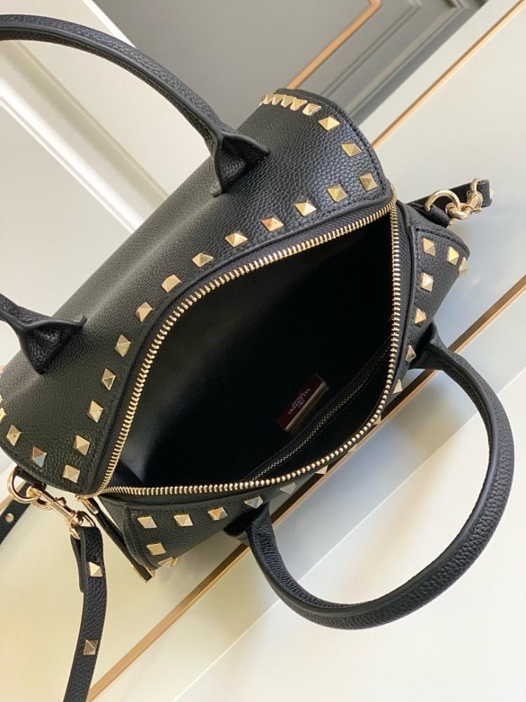 Classic Luxury Leather Shoulder Bag